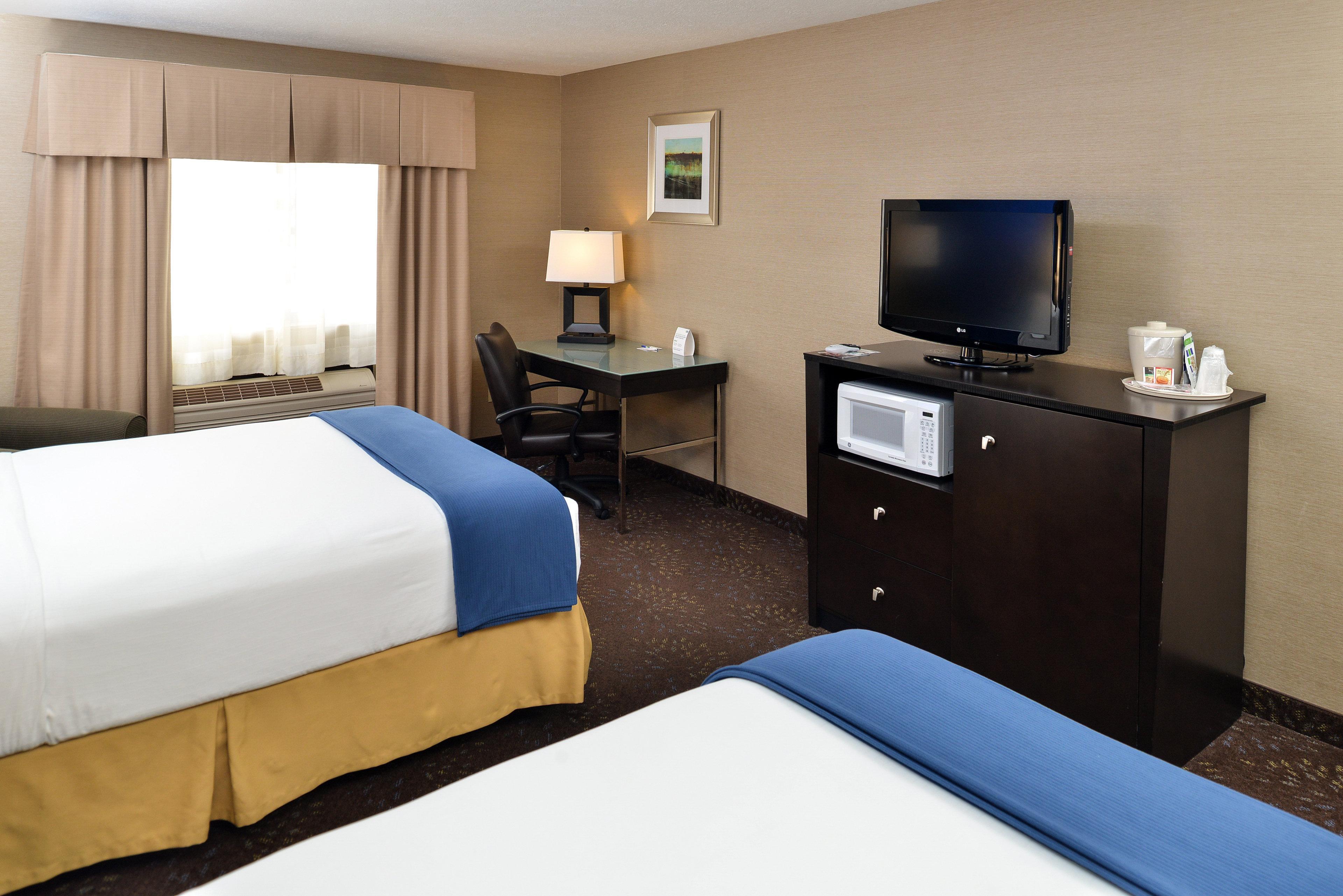 Holiday Inn Express Hotel & Suites Charlotte By Ihg Exterior photo